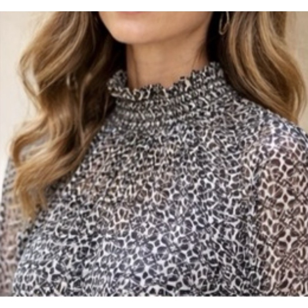 Lost + Wander Mira Mock Neck Top - M - Picture 5 of 11